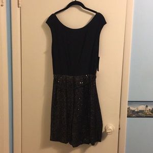 NWT Laundry by Shelli Segal Black Sequin Dress